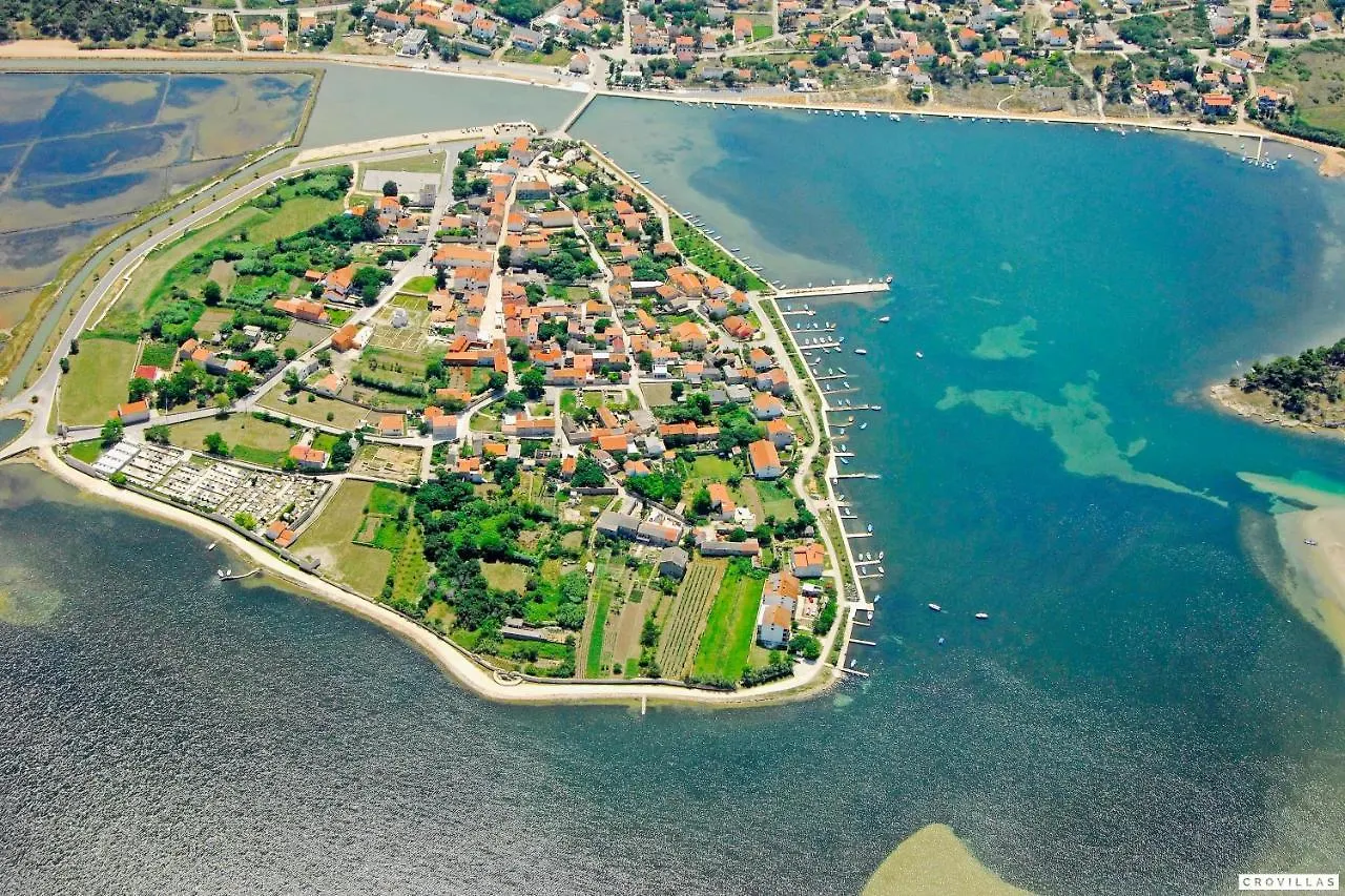 Mek Villa Pridraga 0*,  Croatia